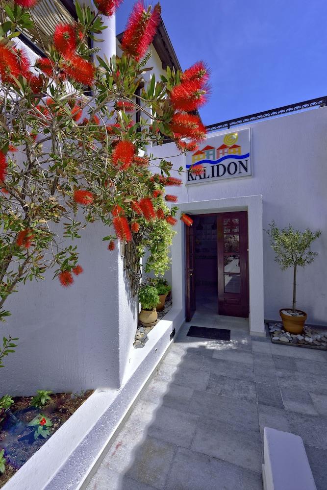 קוקארי Kalidon Beach Hotel מראה חיצוני תמונה