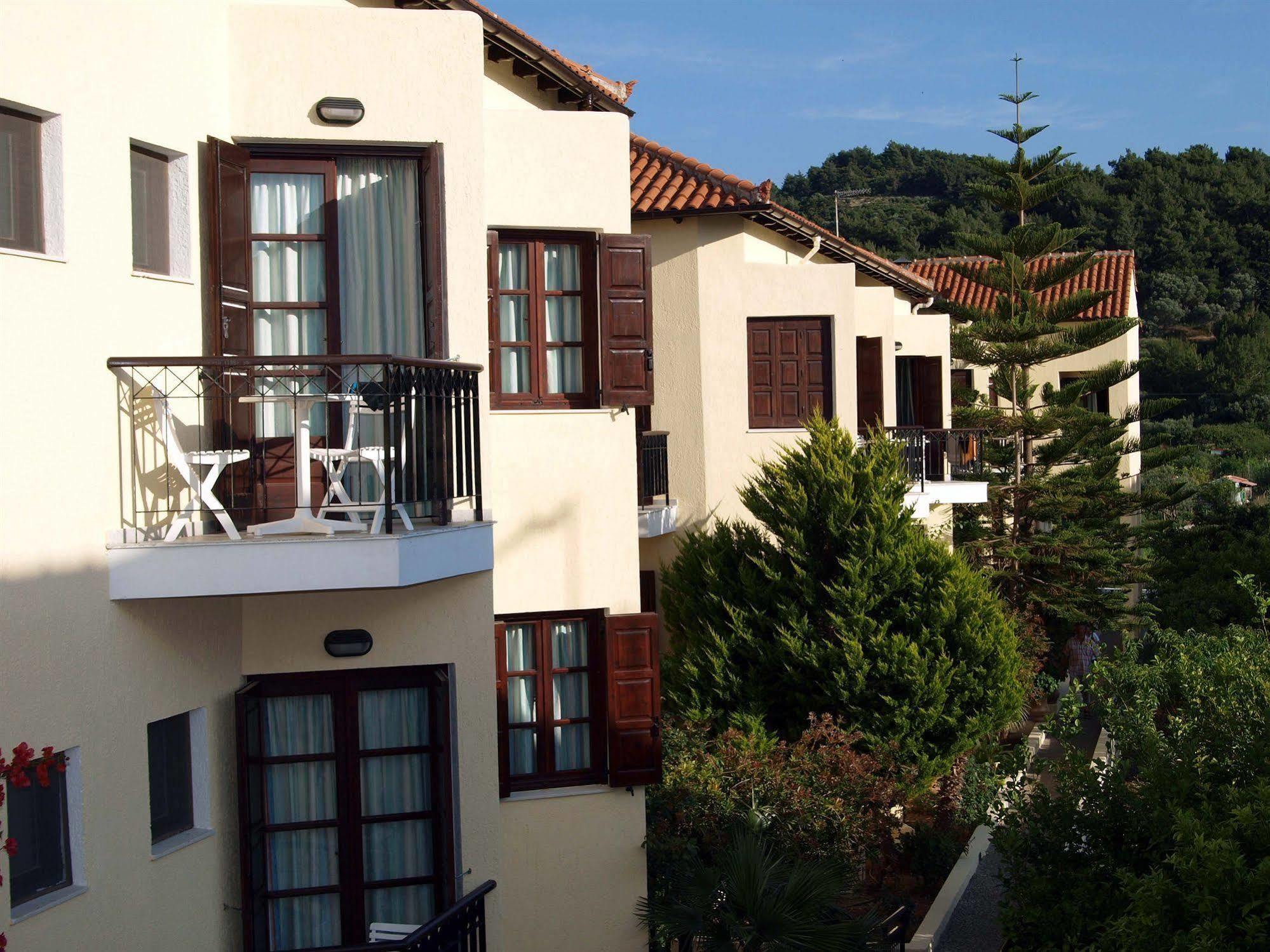 קוקארי Kalidon Beach Hotel מראה חיצוני תמונה